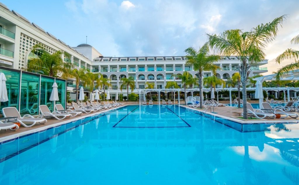 Karmir Resort & Spa Hotel 5*